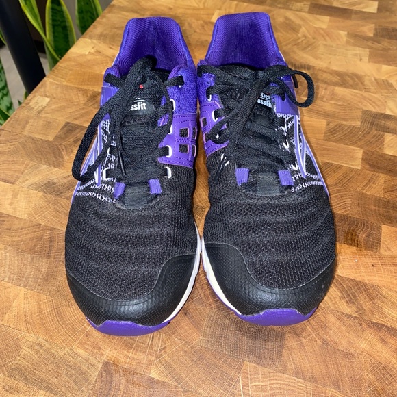 Womens Reebok CrossFit shoes. - Picture 1 of 3